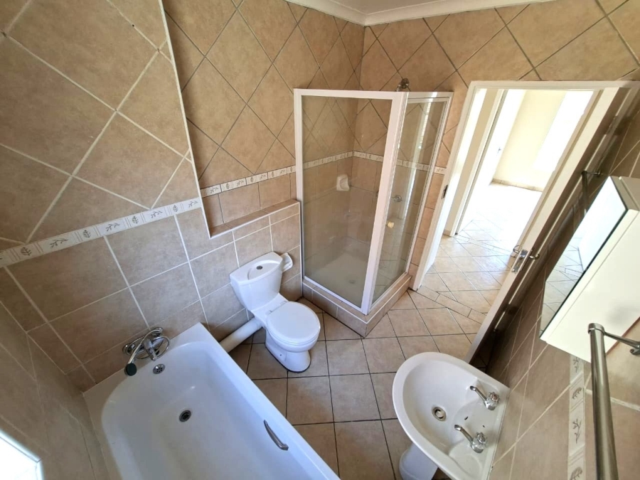 2 Bedroom Property for Sale in Celtisdal Gauteng