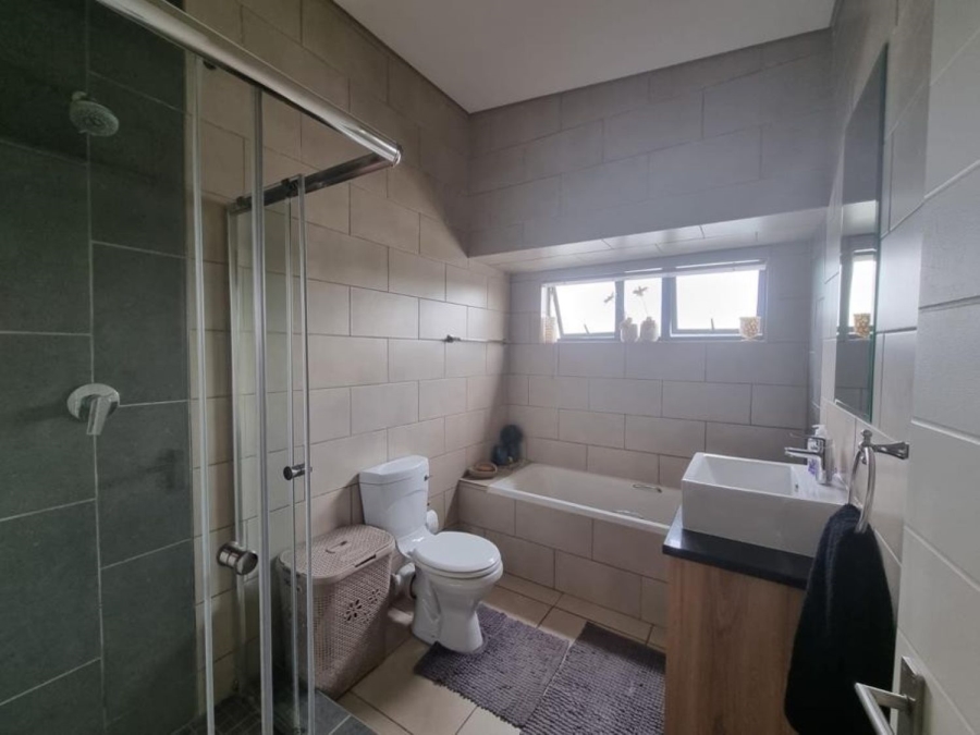 To Let 2 Bedroom Property for Rent in Edenburg Gauteng