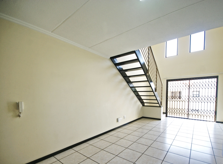 To Let 2 Bedroom Property for Rent in Bryanston Gauteng
