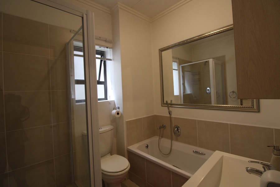 To Let 2 Bedroom Property for Rent in Bryanston Gauteng
