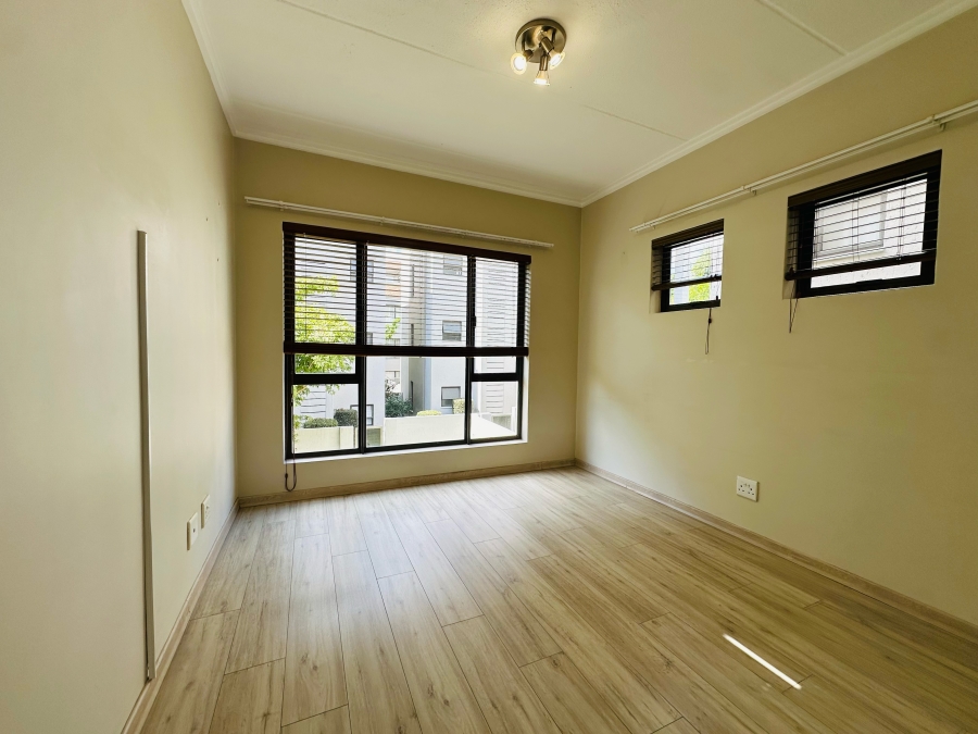 To Let 2 Bedroom Property for Rent in Bryanston Gauteng