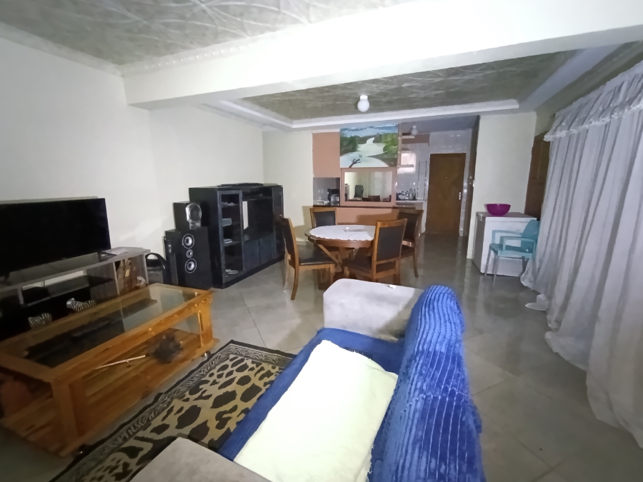To Let 2 Bedroom Property for Rent in Ormonde Gauteng