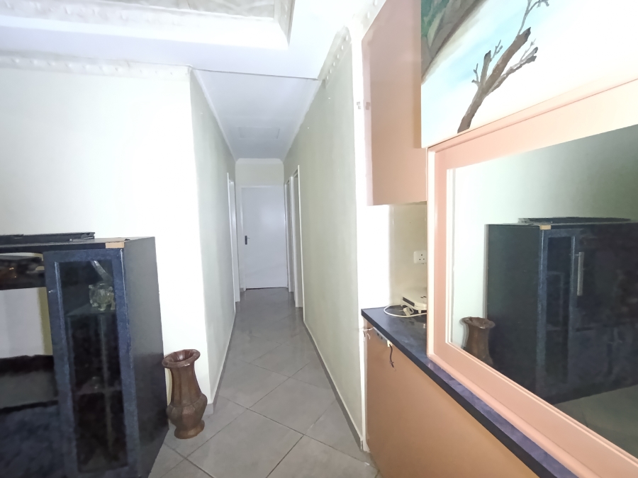 To Let 2 Bedroom Property for Rent in Ormonde Gauteng