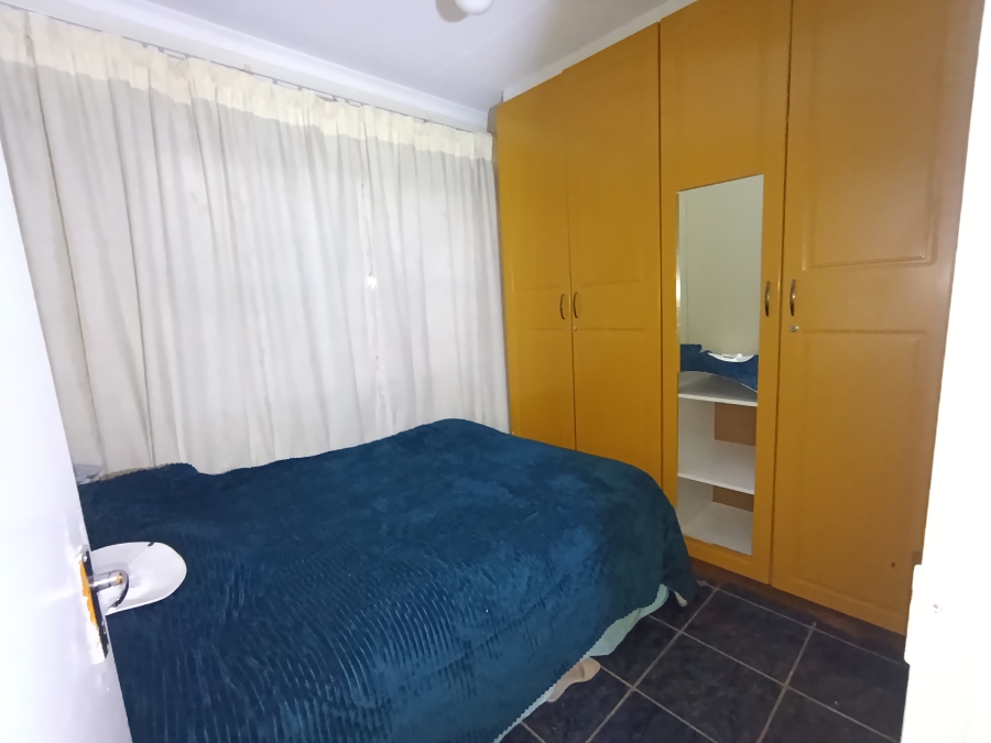 To Let 2 Bedroom Property for Rent in Ormonde Gauteng