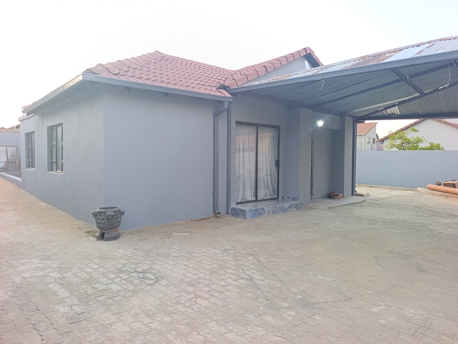 To Let 2 Bedroom Property for Rent in Ormonde Gauteng