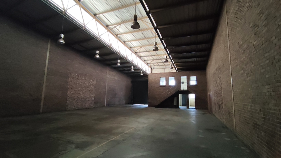 To Let Commercial Property for Rent in Strijdom Park Gauteng