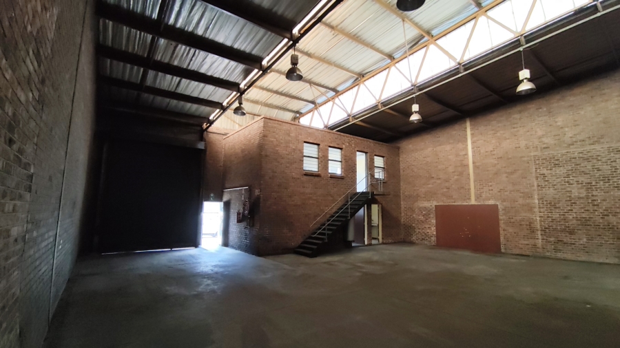 To Let Commercial Property for Rent in Strijdom Park Gauteng