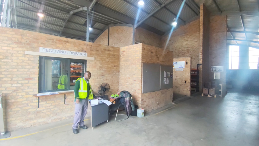 To Let Commercial Property for Rent in Laser Park Gauteng