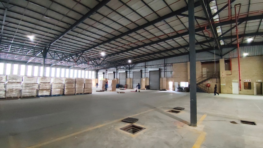 Commercial Property for Sale in Bromhof Gauteng