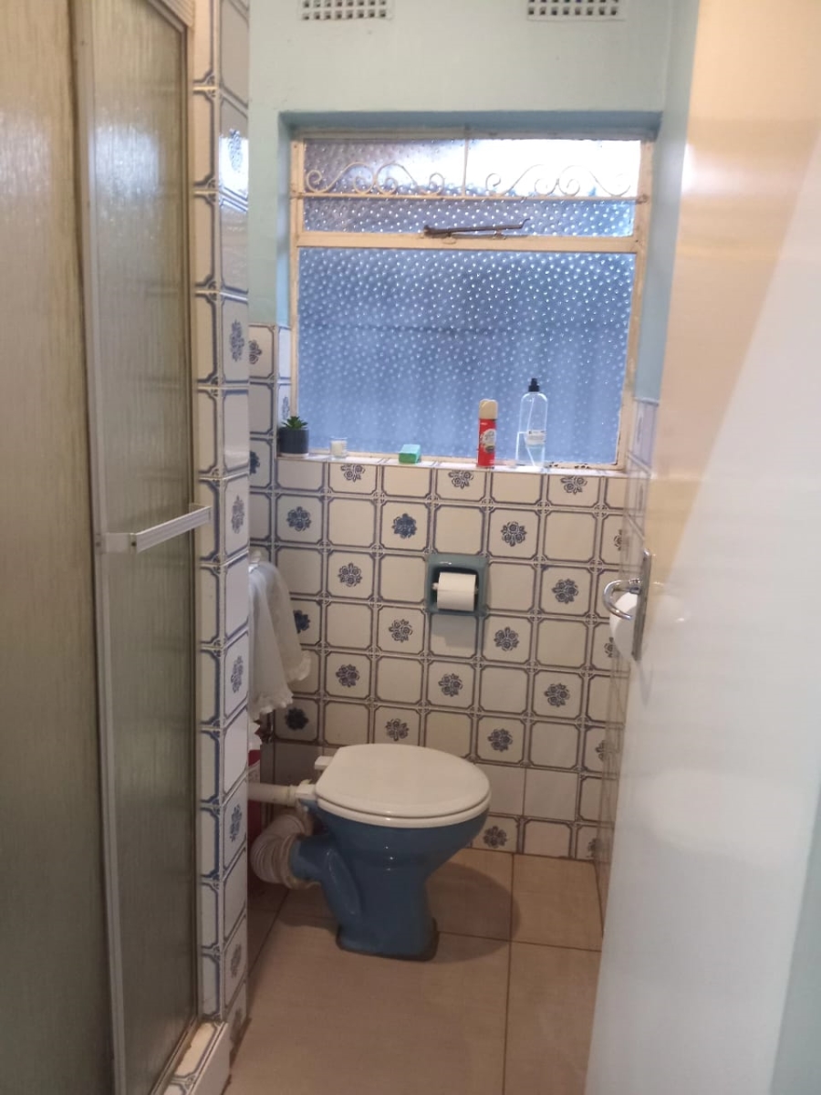 13 Bedroom Property for Sale in Rondebult Gauteng