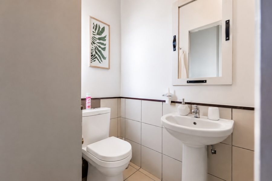 To Let 2 Bedroom Property for Rent in Dainfern Gauteng