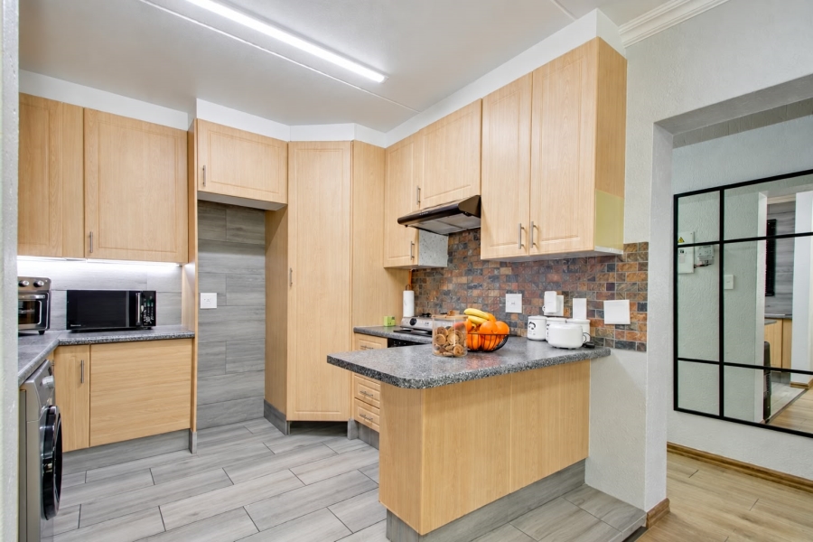 3 Bedroom Property for Sale in Lonehill Gauteng