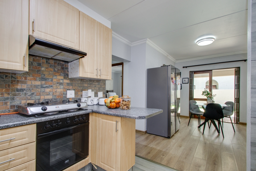 3 Bedroom Property for Sale in Lonehill Gauteng