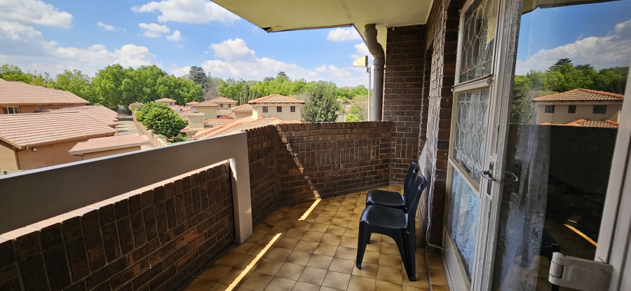 3 Bedroom Property for Sale in Three Rivers Proper Gauteng