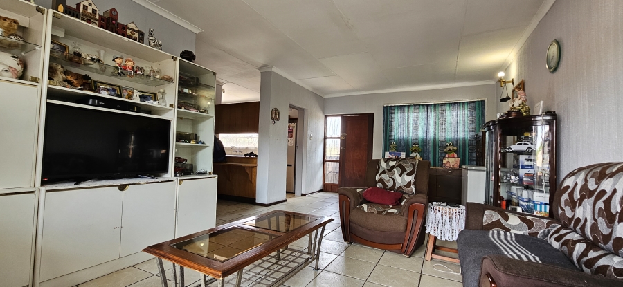 3 Bedroom Property for Sale in Three Rivers Proper Gauteng