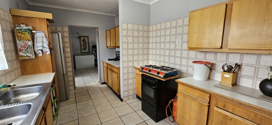 3 Bedroom Property for Sale in Three Rivers Proper Gauteng