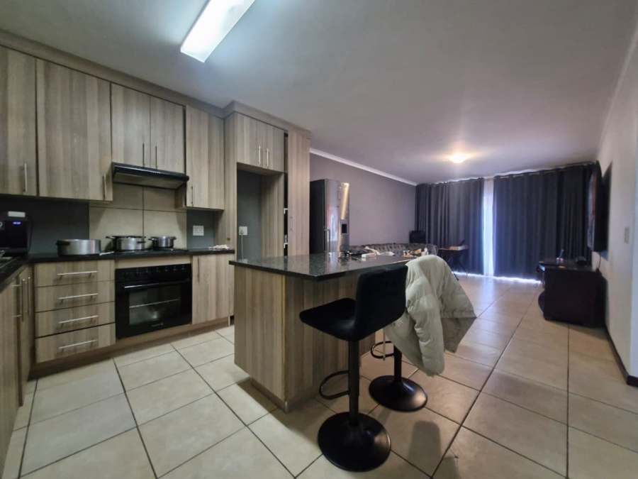 To Let 2 Bedroom Property for Rent in Ruimsig Gauteng