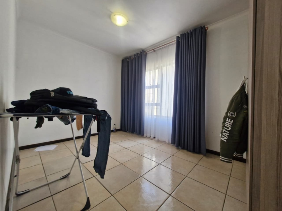 To Let 2 Bedroom Property for Rent in Ruimsig Gauteng