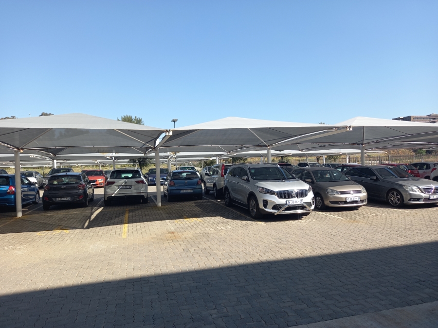To Let Commercial Property for Rent in Longmeadow Gauteng