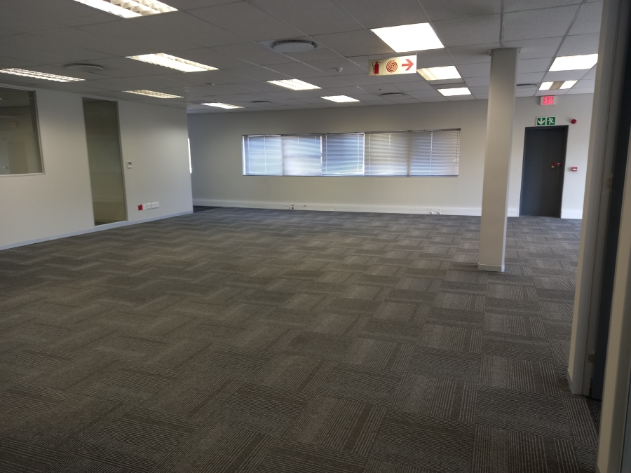 To Let Commercial Property for Rent in Longmeadow Gauteng