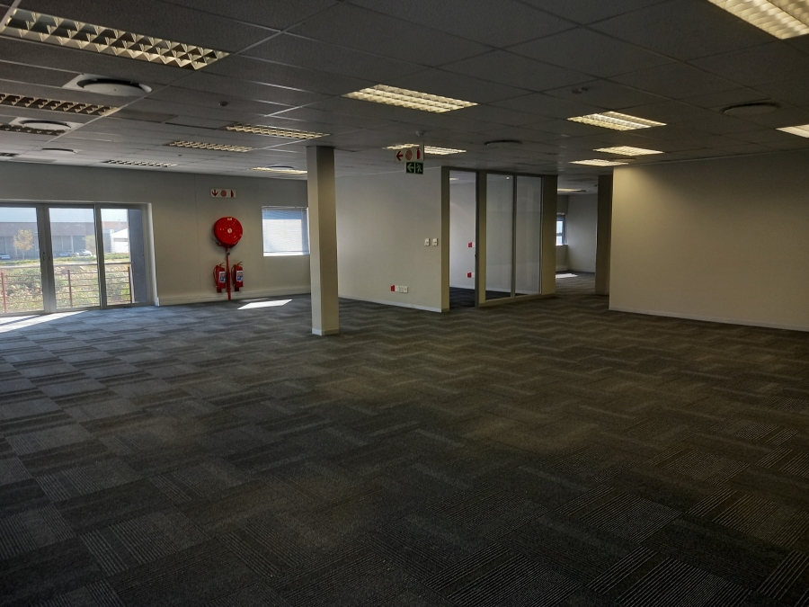 To Let Commercial Property for Rent in Longmeadow Gauteng