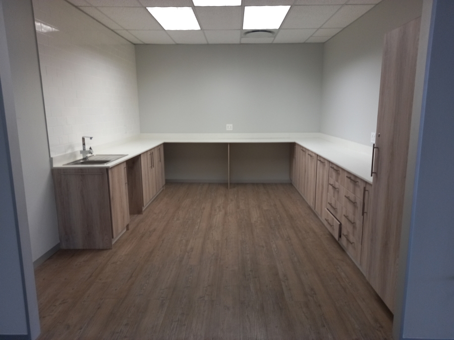 To Let Commercial Property for Rent in Longmeadow Gauteng