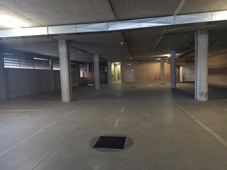 To Let Commercial Property for Rent in Longmeadow Gauteng