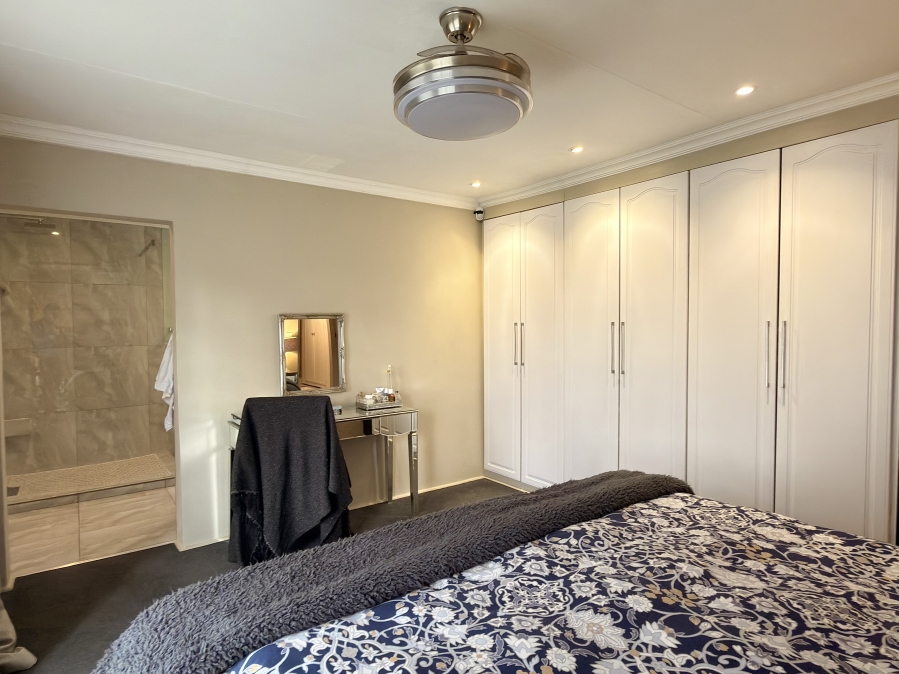 4 Bedroom Property for Sale in Grootfontein Ah Gauteng