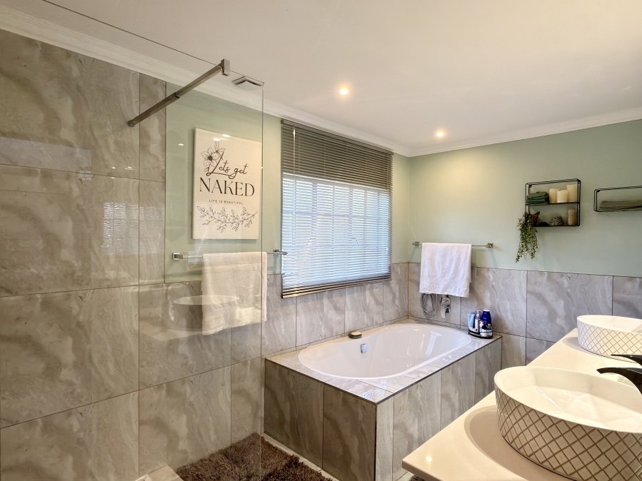 4 Bedroom Property for Sale in Grootfontein Ah Gauteng