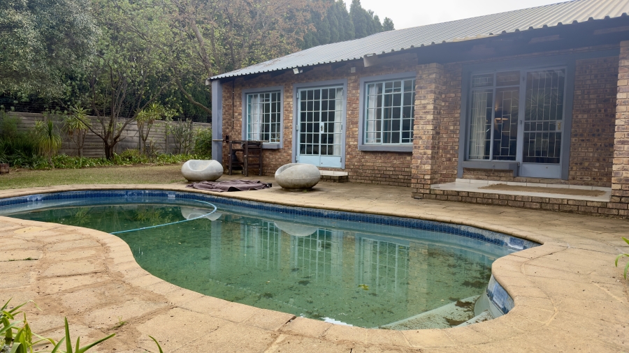 4 Bedroom Property for Sale in Grootfontein Ah Gauteng