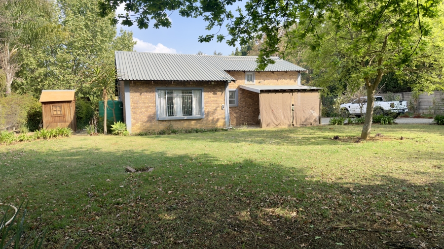 4 Bedroom Property for Sale in Grootfontein Ah Gauteng
