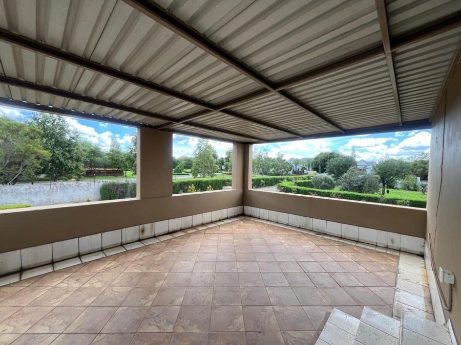 6 Bedroom Property for Sale in Mooikloof Equestrian Estate Gauteng