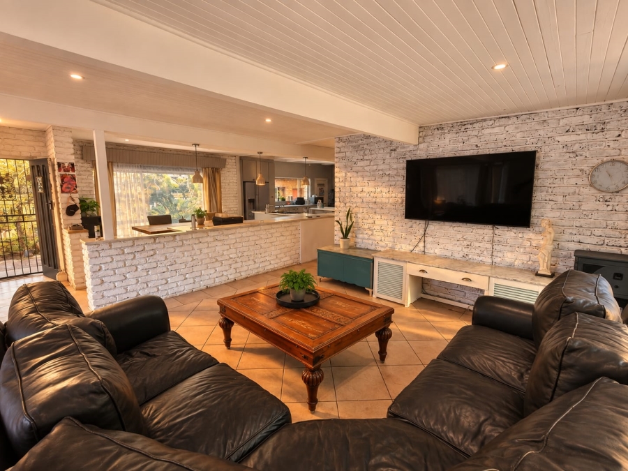 4 Bedroom Property for Sale in Wierda Park Gauteng