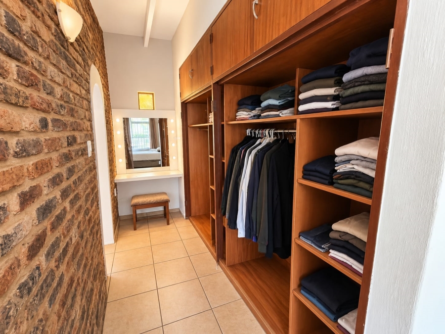 4 Bedroom Property for Sale in Wierda Park Gauteng