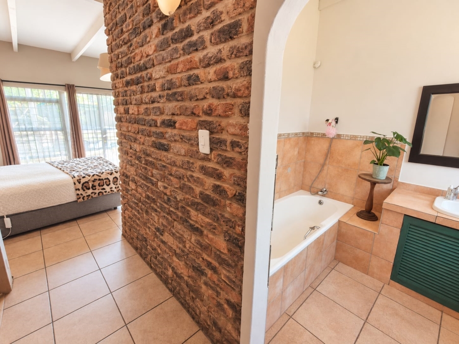 4 Bedroom Property for Sale in Wierda Park Gauteng