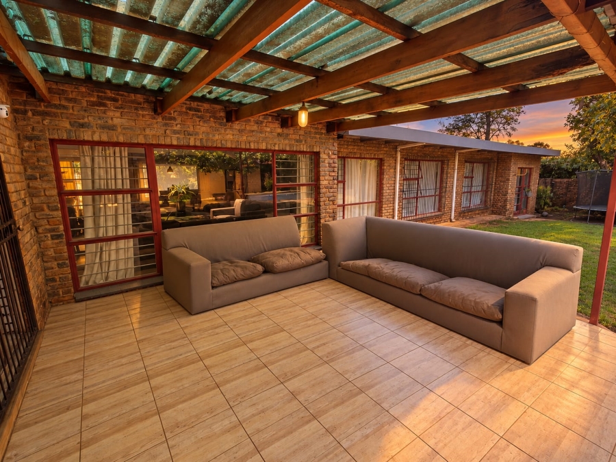 4 Bedroom Property for Sale in Wierda Park Gauteng