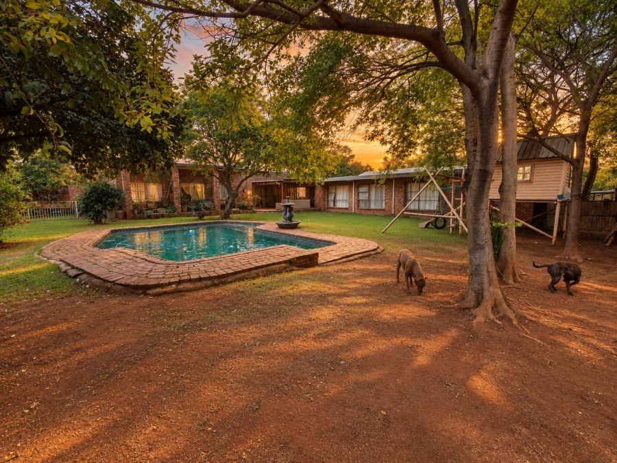 4 Bedroom Property for Sale in Wierda Park Gauteng