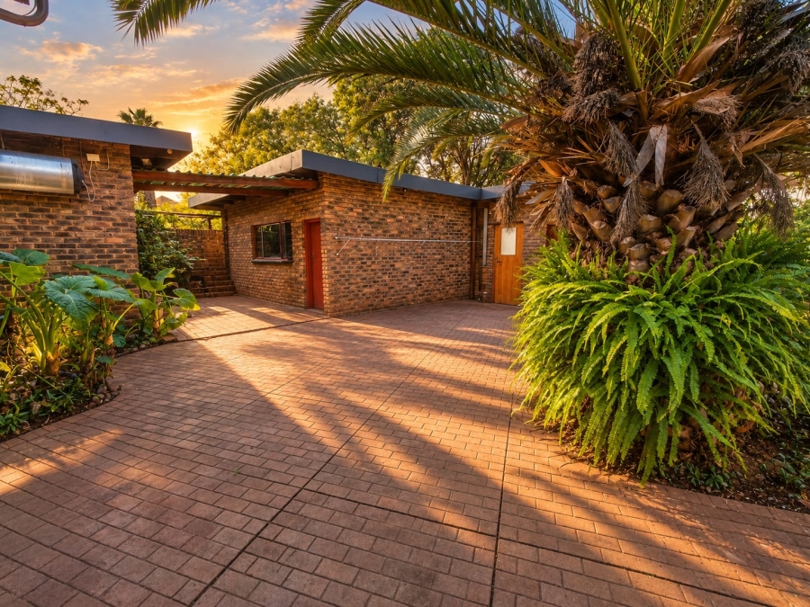 4 Bedroom Property for Sale in Wierda Park Gauteng