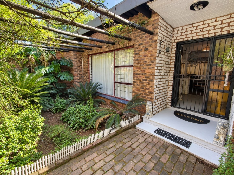 4 Bedroom Property for Sale in Wierda Park Gauteng