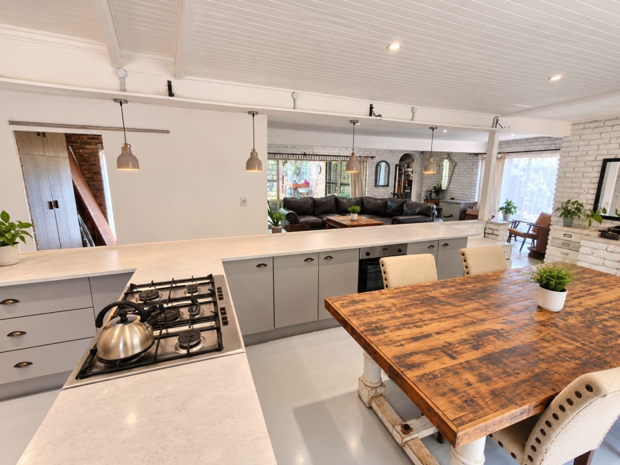 4 Bedroom Property for Sale in Wierda Park Gauteng