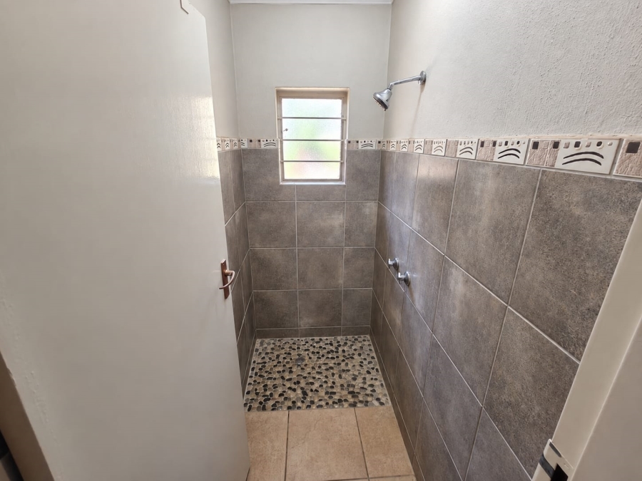 4 Bedroom Property for Sale in Wierda Park Gauteng
