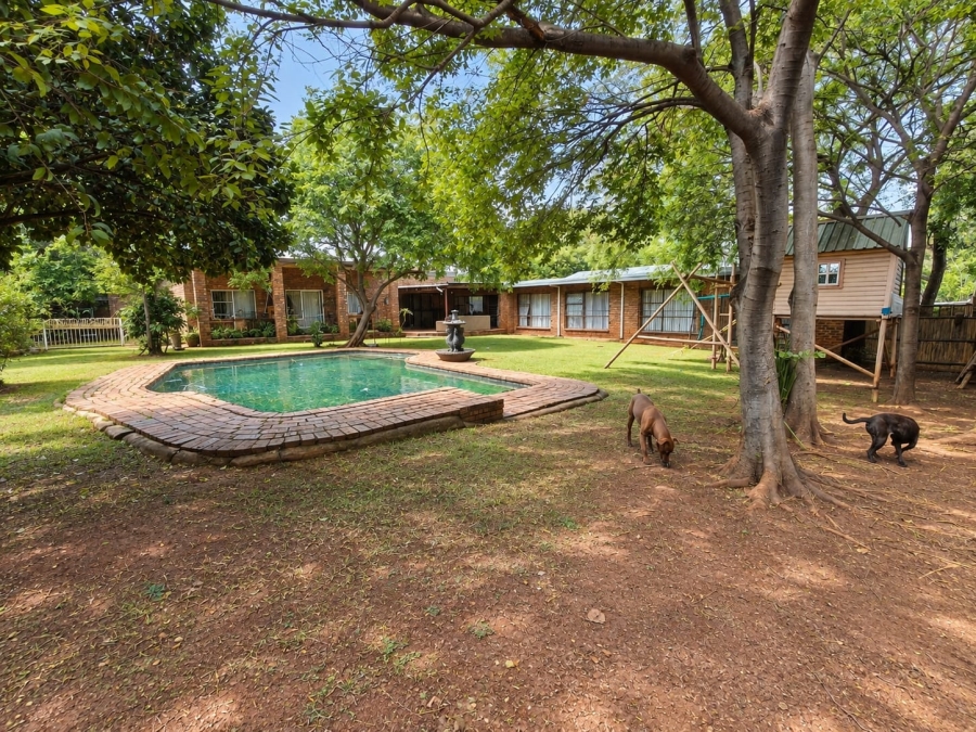 4 Bedroom Property for Sale in Wierda Park Gauteng