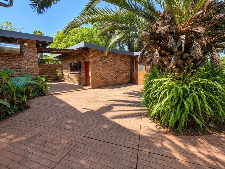 4 Bedroom Property for Sale in Wierda Park Gauteng