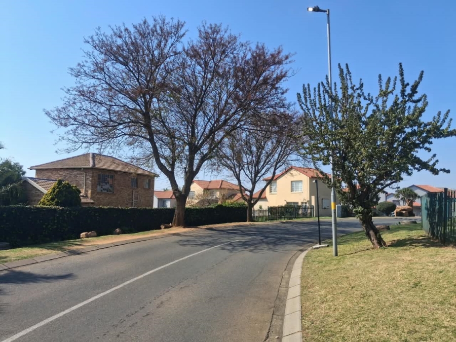 2 Bedroom Property for Sale in Alberton Central Gauteng