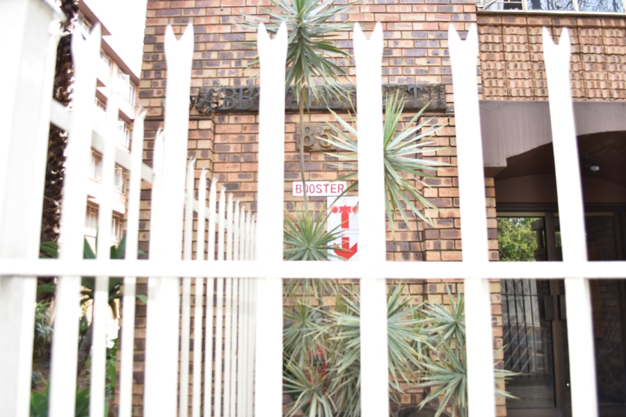 2 Bedroom Property for Sale in Sunnyside Gauteng