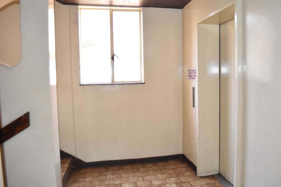 2 Bedroom Property for Sale in Sunnyside Gauteng