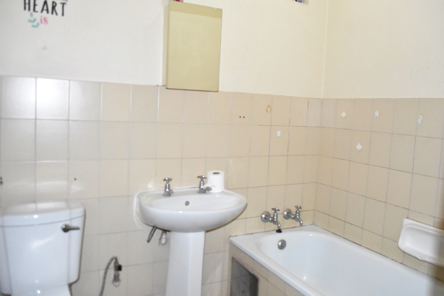 2 Bedroom Property for Sale in Sunnyside Gauteng