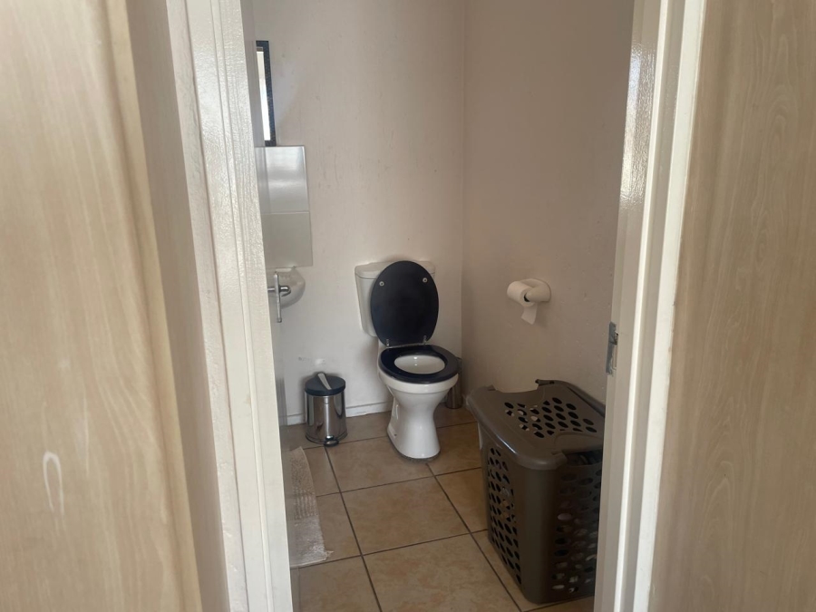 1 Bedroom Property for Sale in Klippoortje Gauteng