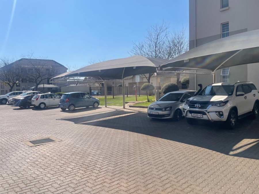 1 Bedroom Property for Sale in Klippoortje Gauteng