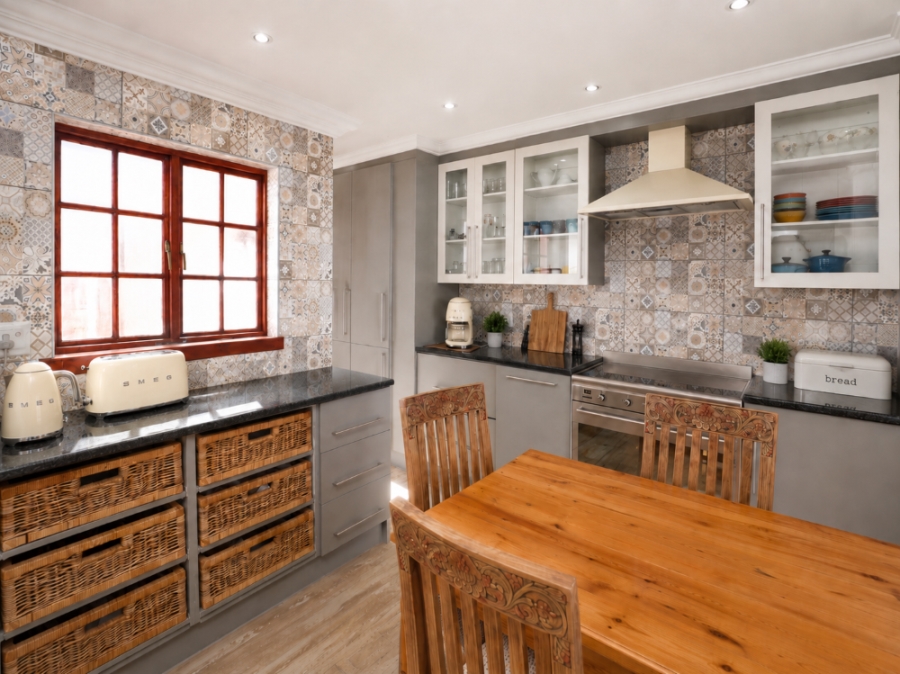 3 Bedroom Property for Sale in Linden Gauteng